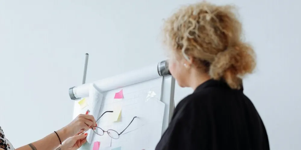 [TRAVAILLER AUTREMENT] Le sens du travail : un mythe générationnel ?